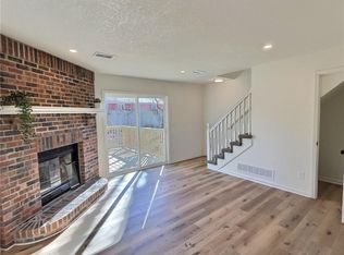 309B E Main St #B, Smithville, MO 64089