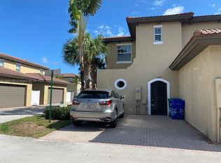 14664 SW 14th St, Pembroke Pines, FL 33027