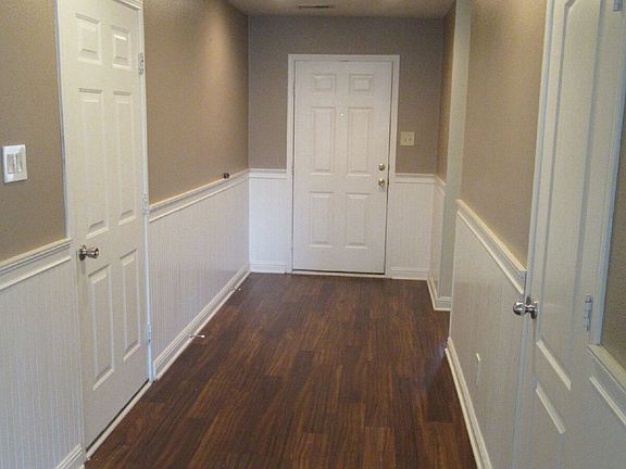 4th image of 122 Anastasia Ln