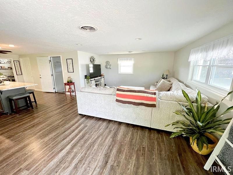 1214 S Main St, Dunkirk, IN 47336 MLS 202330309 Zillow