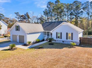 108 Lois Cir, Moncks Corner, SC 29461