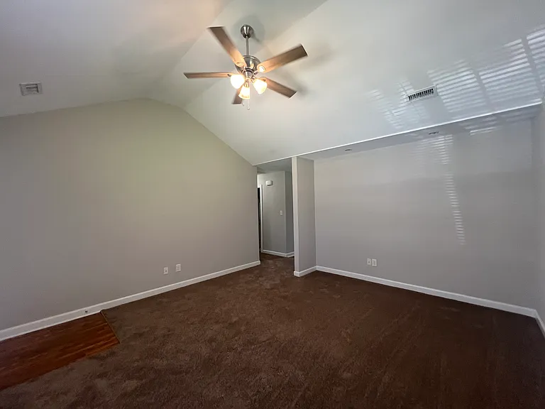 Livng Room with ceiling fan!