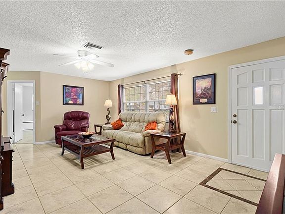 5th image of 1808 West Dr