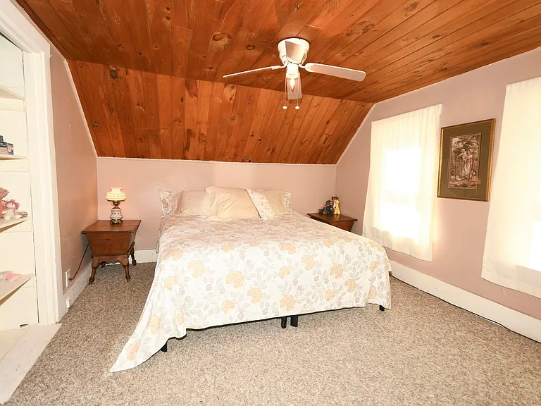 18 Bridge St #2 — Photo 13