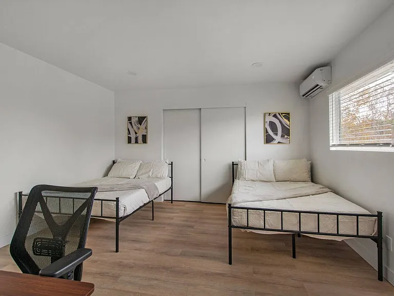 3720 S Marine St #3 — Photo 18