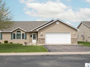 320 Gull Path, Mankato, MN 56001