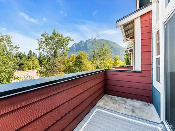 369 E Park Street #D3, North Bend, WA 98045