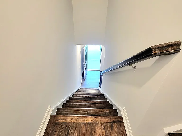 175 Tumbling Rock Way — Photo 13