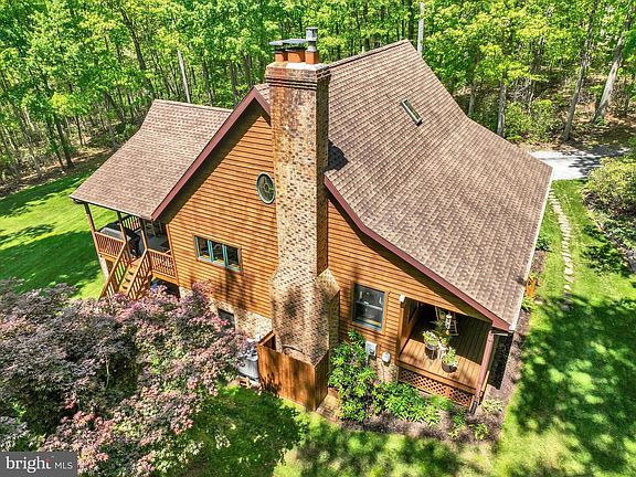 3rd image of 2385 Bremer Rd