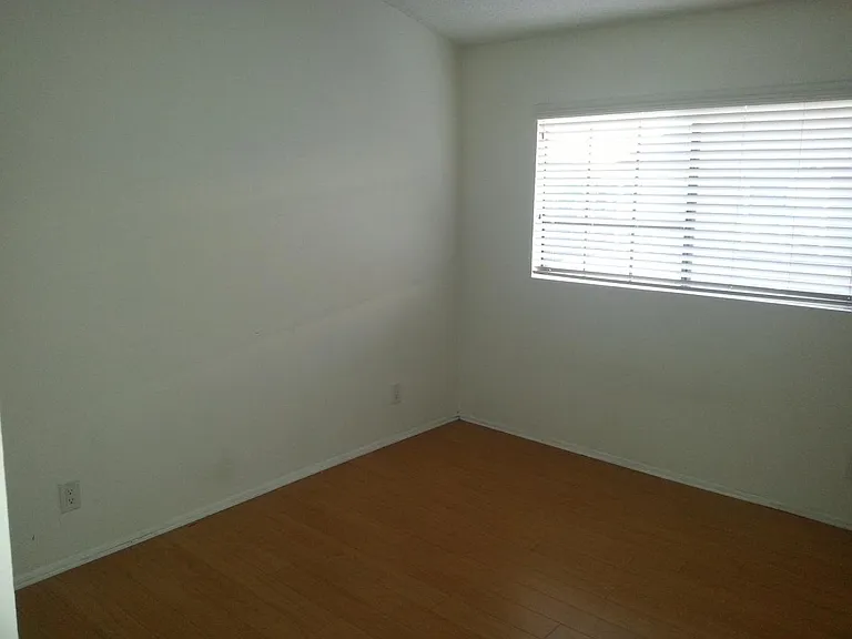 170 Greenbriar Ln — Photo 8