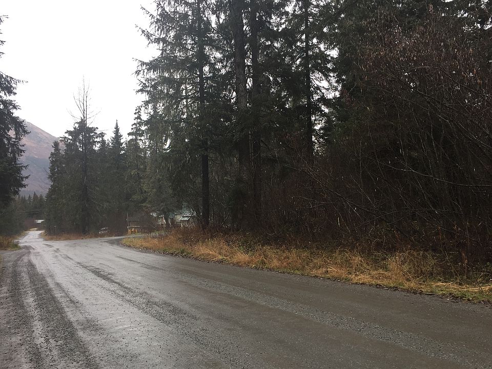 2nd image of 8-2 Pualoke Pl