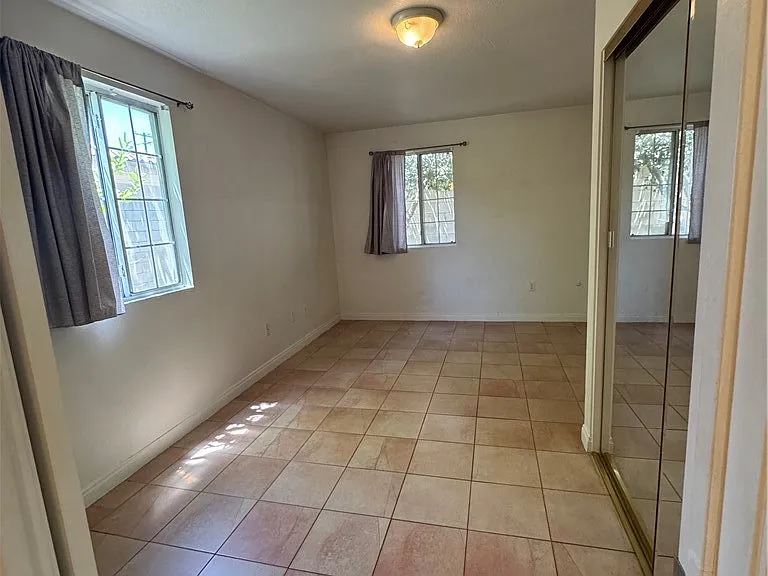 758 W Longden Ave — Photo 7
