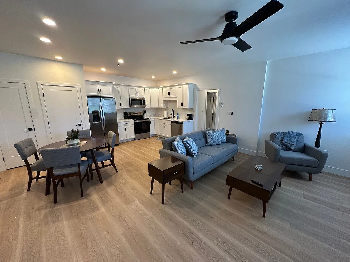 1309 N Bridge Street — Photo 3