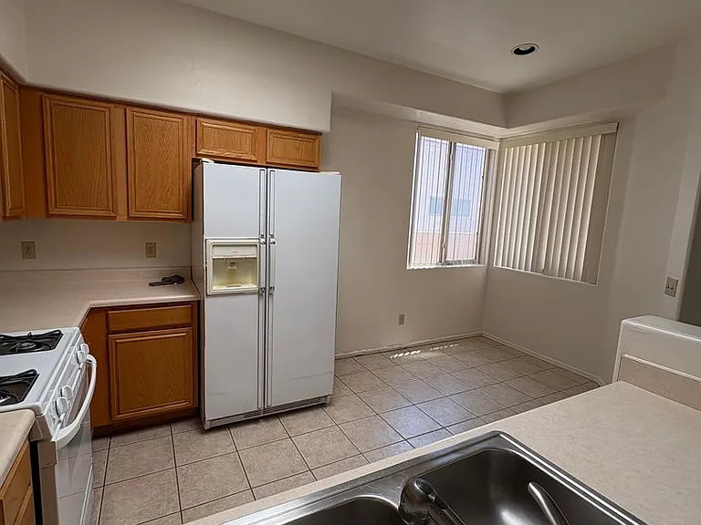 7371 E Calle Nostalgico — Photo 7