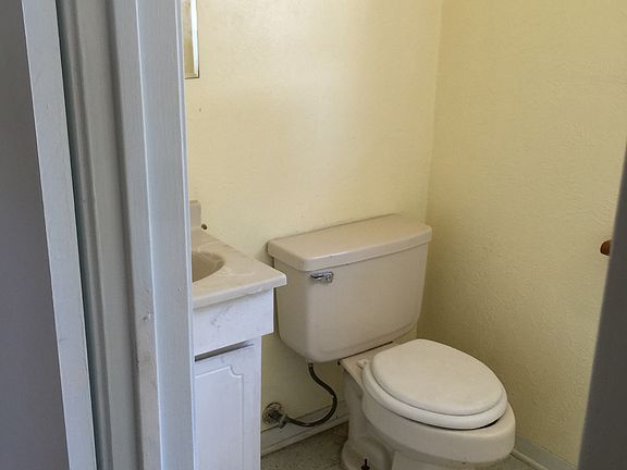 4th image of 501 N 32nd St