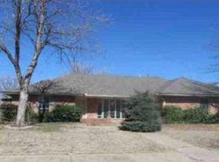 1011 Linn Ln, Yukon, OK 73099