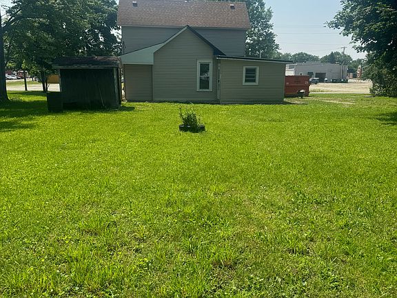 3rd image of 311 Talbot Ave