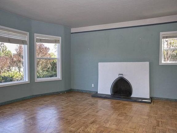 2nd image of 344 Kelly Ave