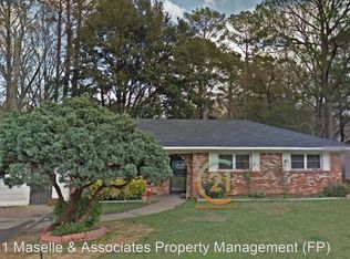 1862 Smallwood St, Jackson, MS 39212