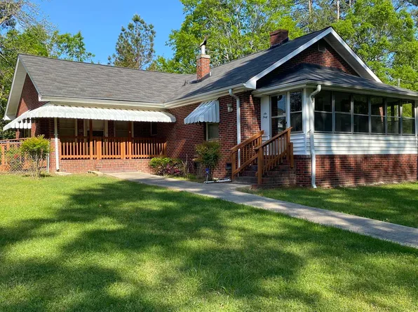 640 Fairview Ave, Woodruff, SC 29388