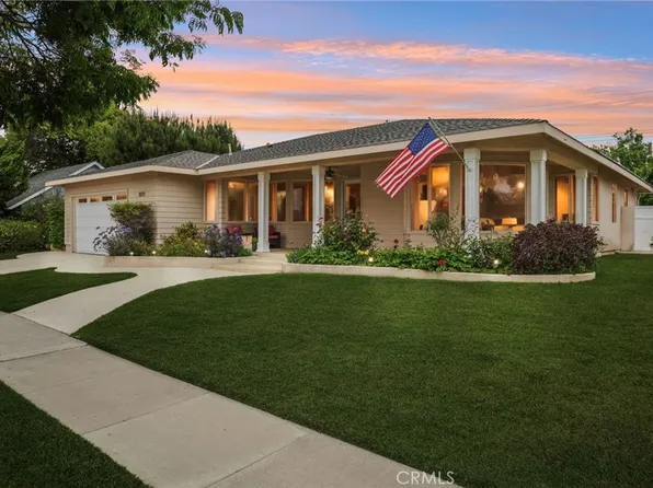 11272 Weatherby Rd, Los Alamitos, CA 90720
