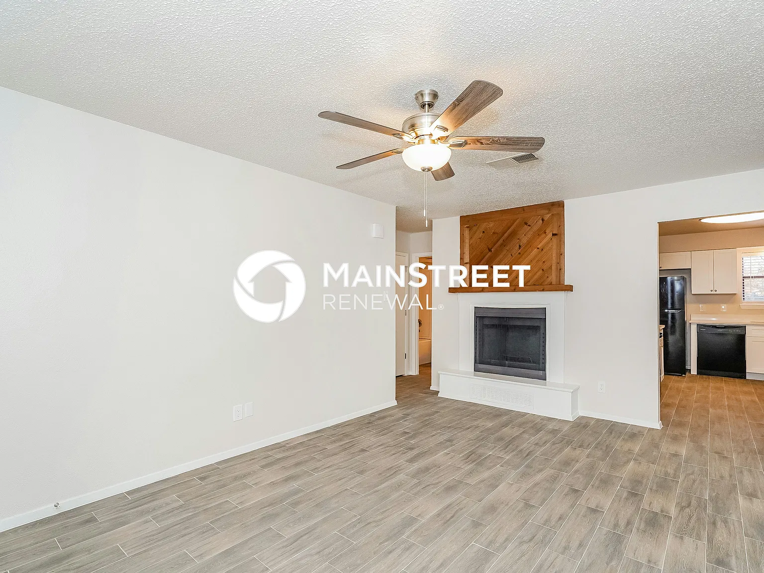 2737 Mill Pond Rd — Photo 2