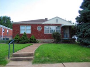 6060 Pernod Ave, Saint Louis, MO 63139
