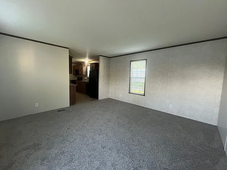 Lakeview Terrace — Photo 16