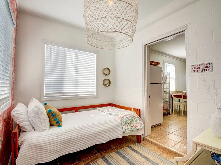 213 S Anderson Blvd #A — Photo 20