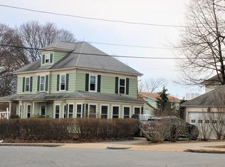 166 D St, Lowell, MA 01851