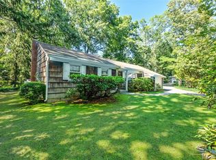 2625 Peconic Bay Blvd, Laurel, NY 11948