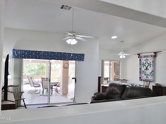 3rd image of 10938 N VENTANA Drive W