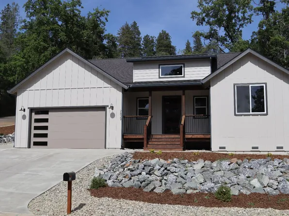 2829 Camino Heights Dr, Camino, CA 95709