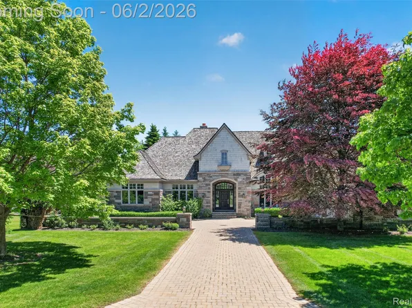 2951 Turtle Pond Ct, Bloomfield Hills, MI 48302