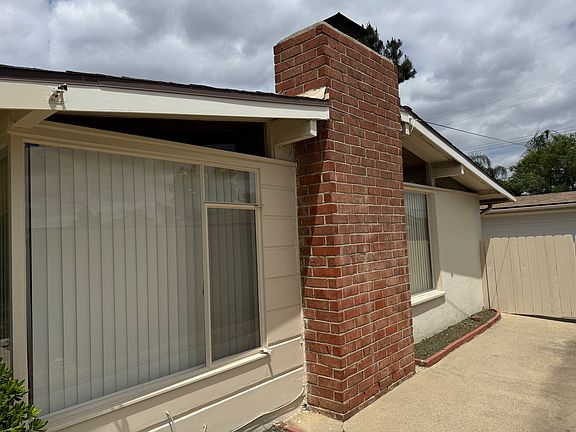 4th image of 944 N Damato Dr