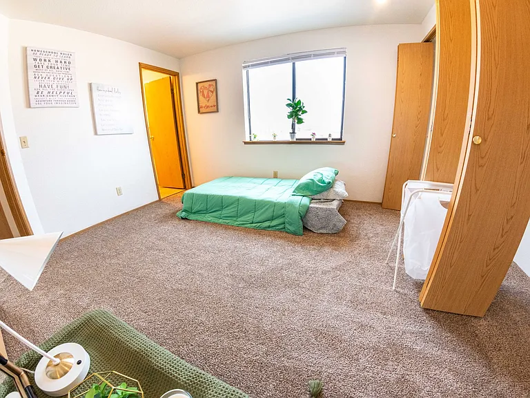 3601 & 3609 I St NE — Photo 12