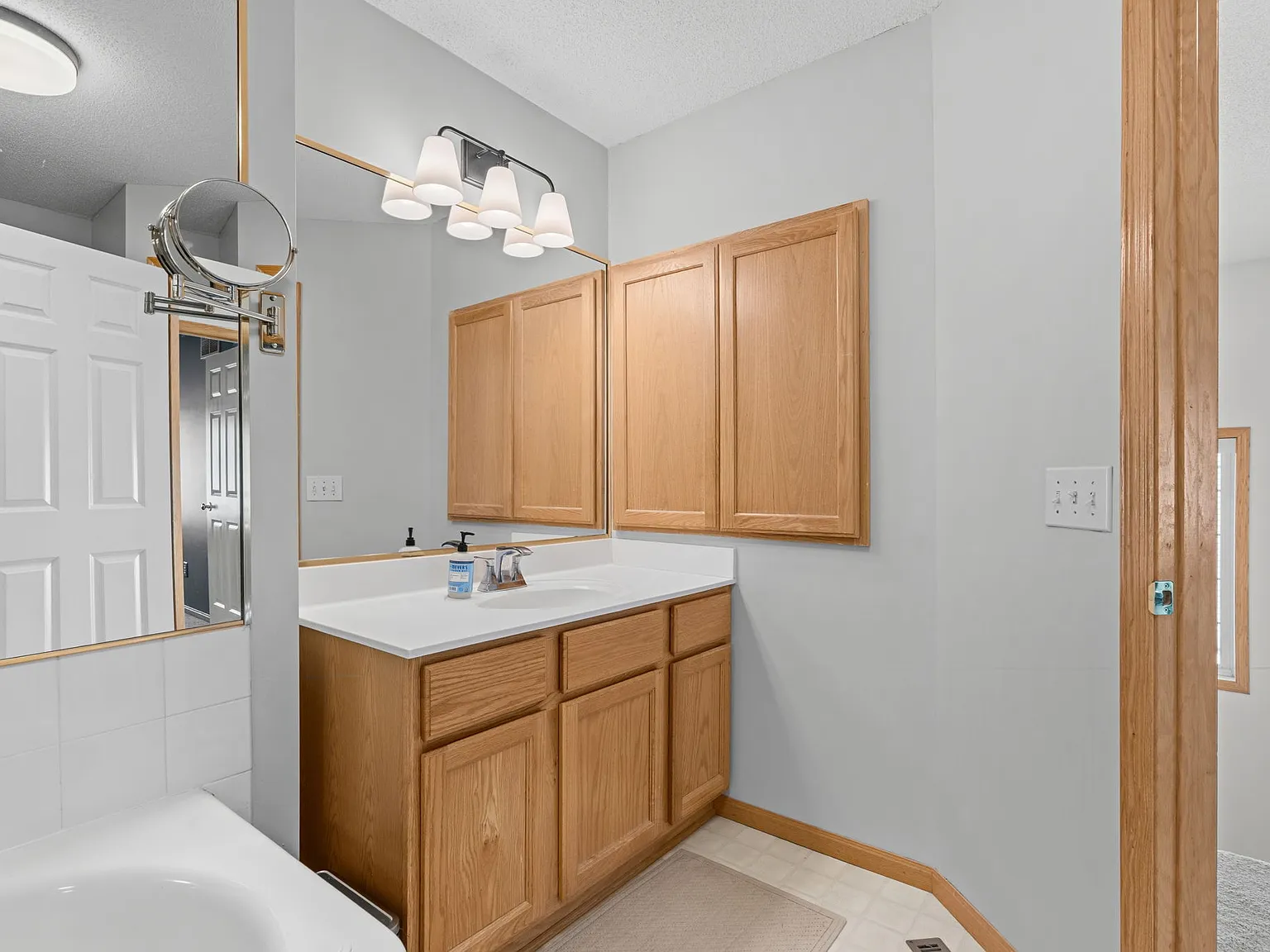 2 bed, 1503 sqft, $2,000 — Photo 2