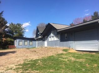 147 New Home Church Rd, Dobson, NC 27017