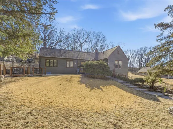 155 S Linden Ave, Council Bluffs, IA 51503