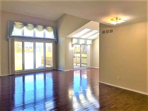 2nd image of 4175 Breckenridge Dr #1