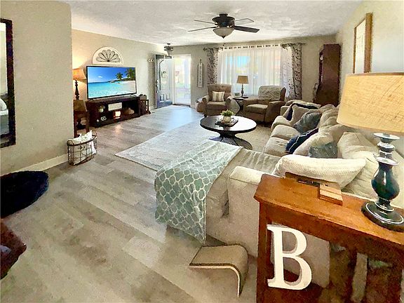 4th image of 768 Gardenwood Dr