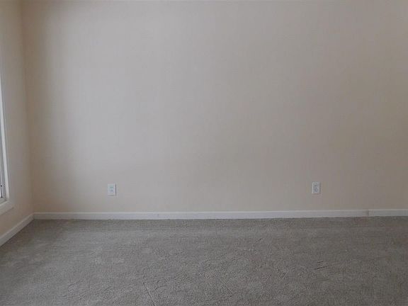 3rd image of 31201 Burton St