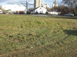 2012 4th Ave, Mankato, MN 56001