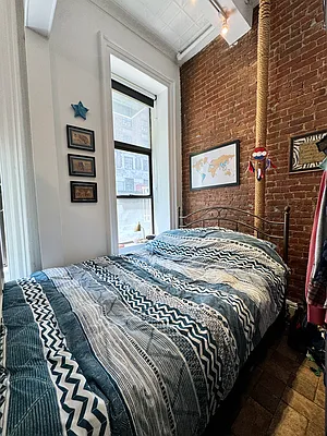 Rented by Safdie Realty Group | media 20