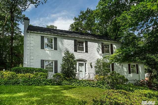 1st image of 484 Dogwood Ln