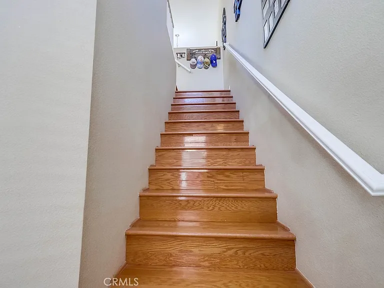 54 Santa Barbara Ct — Photo 7
