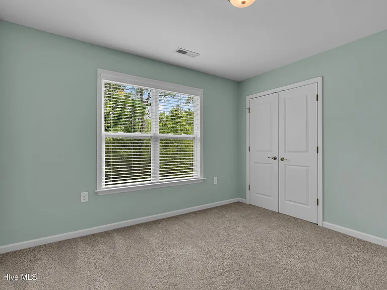 409 Sullivan Loop Rd — Photo 20