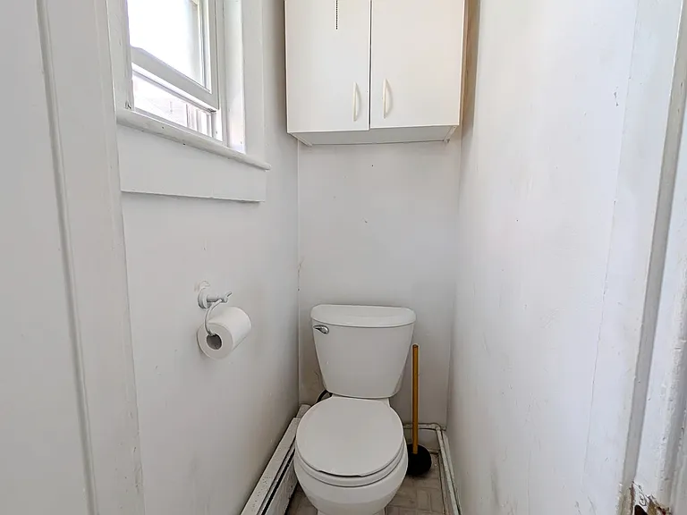 104 Elm St — Photo 10