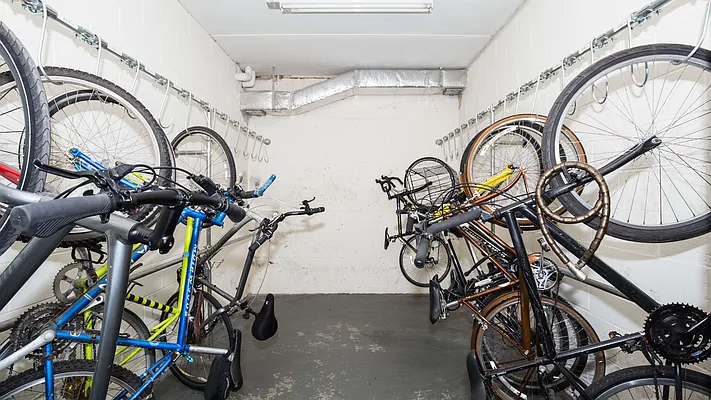 Rented by Nooklyn NYC LLC | media 26