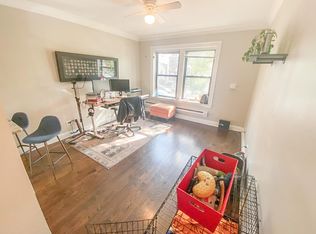 2844 W Fletcher St APT 1S, Chicago, IL 60618